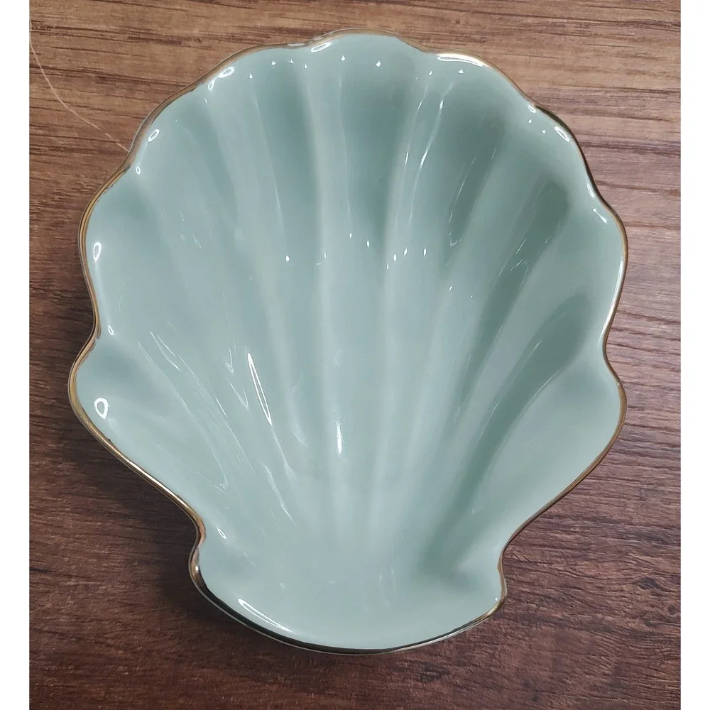 Vintage Porcelain Trinket soap Dish With Gold Trim Shell Pattern Light Mint B10